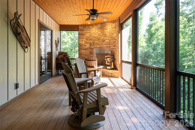 145 Glen Trillium Drive, Fletcher, NC 28732
