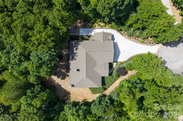 145 Glen Trillium Drive, Fletcher, NC 28732