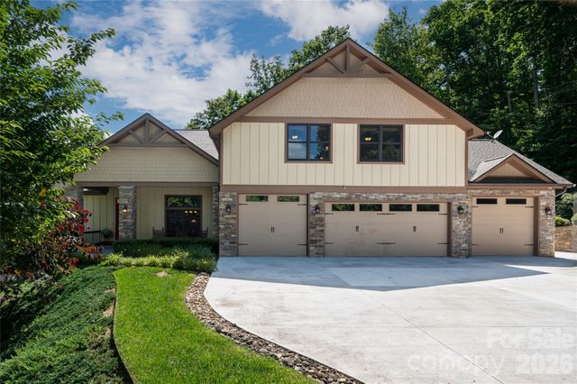 145 Glen Trillium Drive, Fletcher, NC 28732