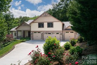 145 Glen Trillium Drive, Fletcher, NC 28732