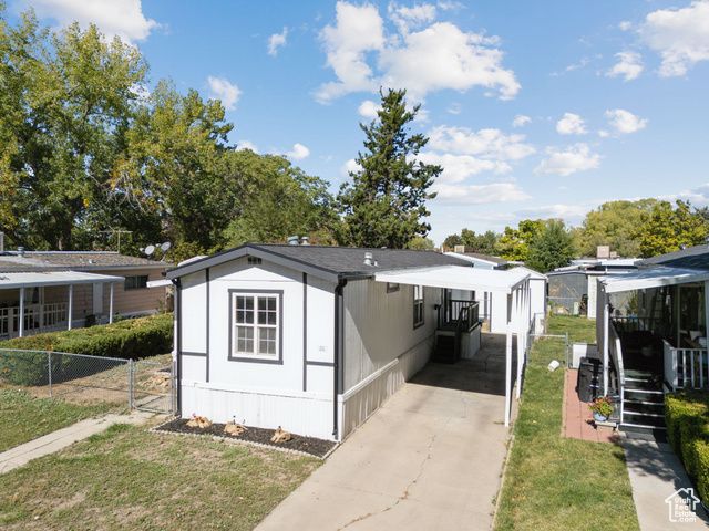 820 W BIG MOUNTAIN MTN, Taylorsville, UT 84123