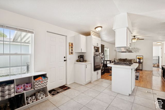 820 W BIG MOUNTAIN MTN, Taylorsville, UT 84123