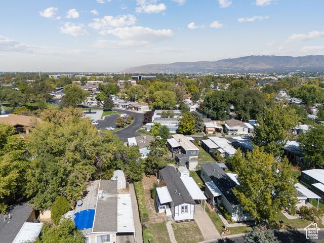 820 W BIG MOUNTAIN MTN, Taylorsville, UT 84123