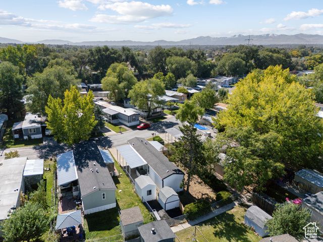 820 W BIG MOUNTAIN MTN, Taylorsville, UT 84123