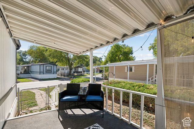 820 W BIG MOUNTAIN MTN, Taylorsville, UT 84123