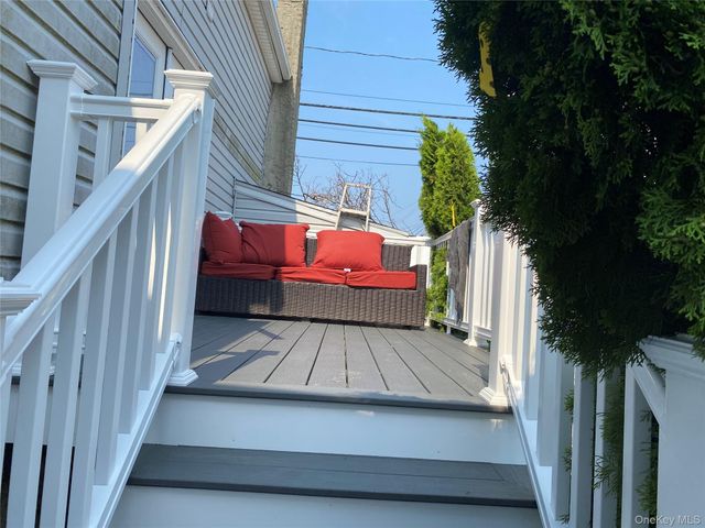 100 Clubhouse Road, Bellmore, NY 11710