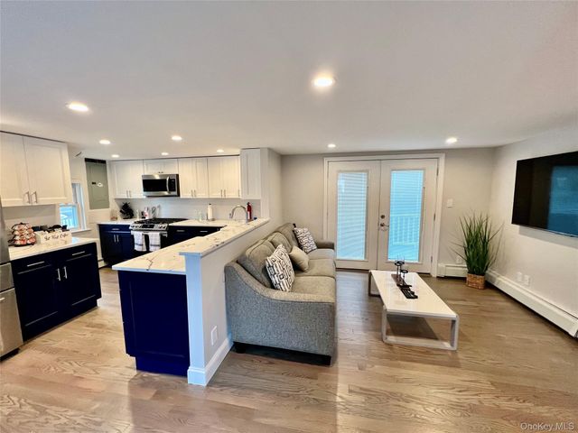 100 Clubhouse Road, Bellmore, NY 11710