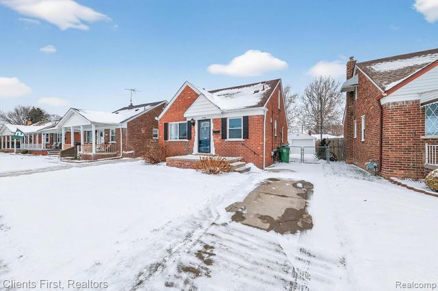 13498 Callender Street, Southgate, MI 48195