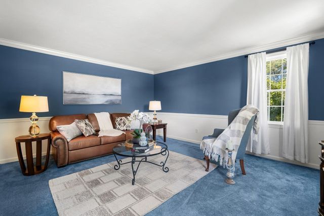 8 Taylor Way, Stoughton, MA 02027
