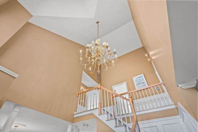 8 Taylor Way, Stoughton, MA 02027