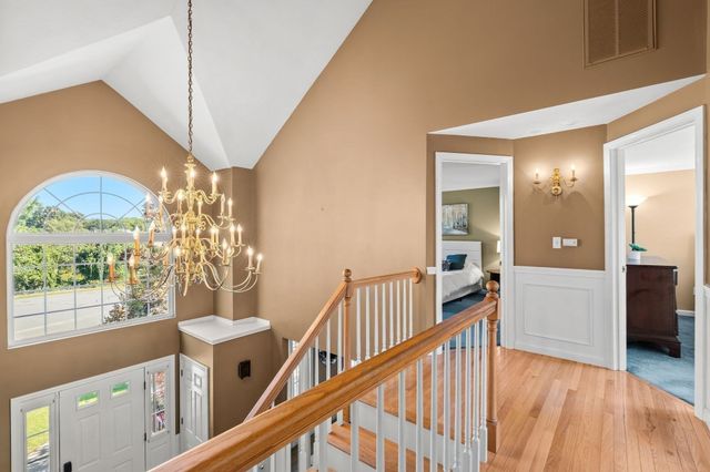 8 Taylor Way, Stoughton, MA 02027