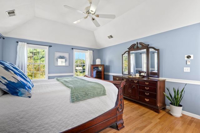 8 Taylor Way, Stoughton, MA 02027
