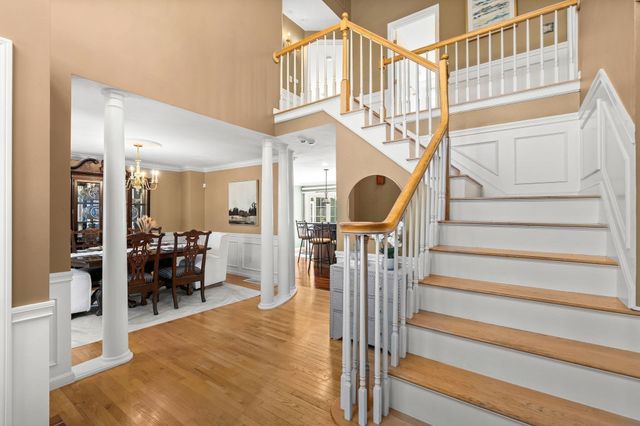 8 Taylor Way, Stoughton, MA 02027