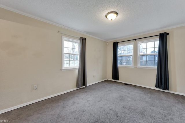 3529 Thurston ST, Norfolk, VA 23513