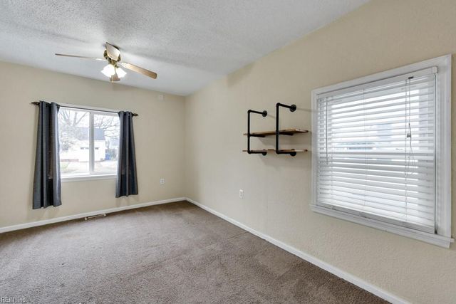 3529 Thurston ST, Norfolk, VA 23513