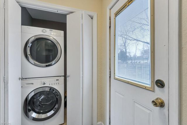 3529 Thurston ST, Norfolk, VA 23513