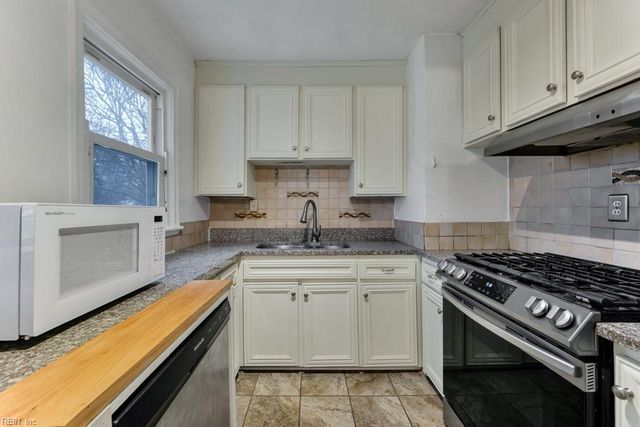 3529 Thurston ST, Norfolk, VA 23513