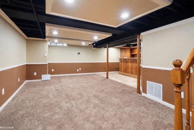 23507 Grove Street, Saint Clair Shores, MI 48080