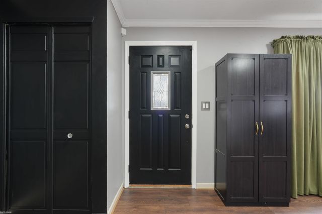 23507 Grove Street, Saint Clair Shores, MI 48080