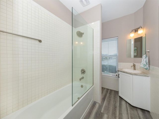 21004 ISOLA BELLA CIRCLE, Venice, FL 34292
