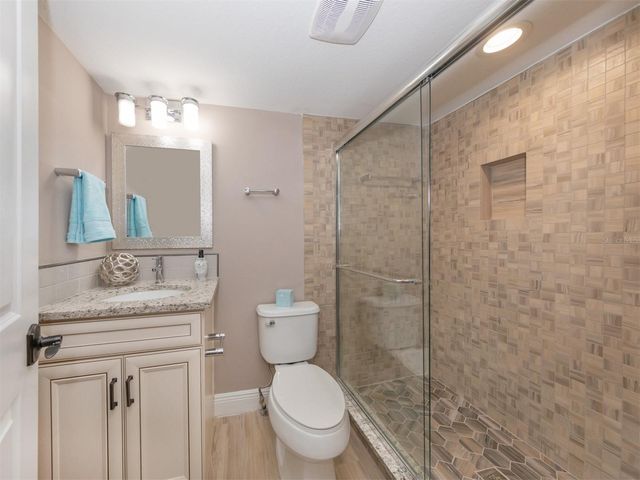 21004 ISOLA BELLA CIRCLE, Venice, FL 34292