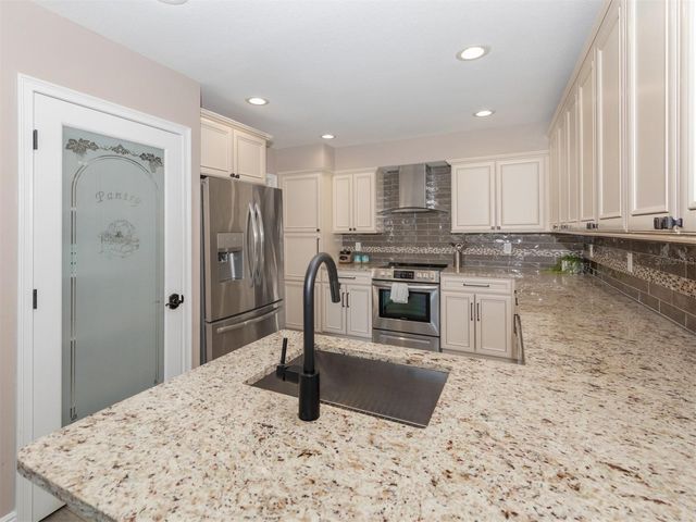 21004 ISOLA BELLA CIRCLE, Venice, FL 34292