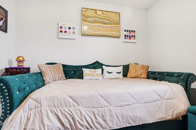 627 Traditions Grande Boulevard, Wake Forest, NC 27587