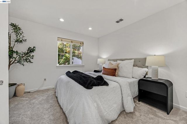 5130 5130 Bianco Ct, Pleasanton, CA 94588