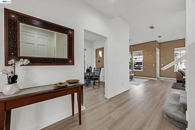 5130 5130 Bianco Ct, Pleasanton, CA 94588