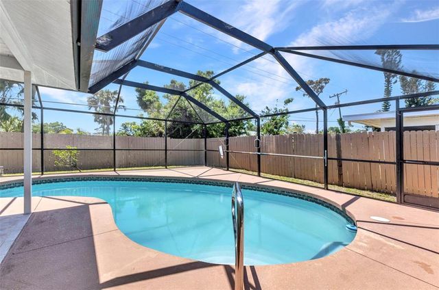428 BRIARWOOD ROAD, Venice, FL 34293