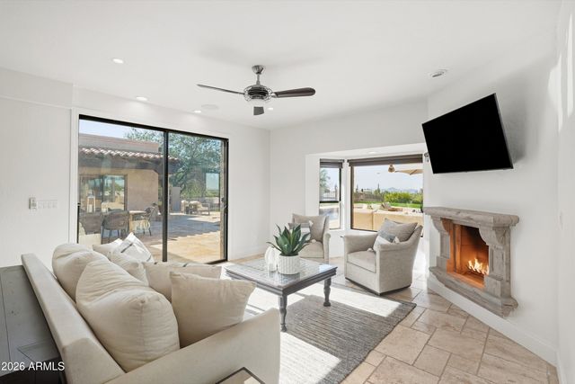 9735 E VEREDA SOLANA Drive, Scottsdale, AZ 85255