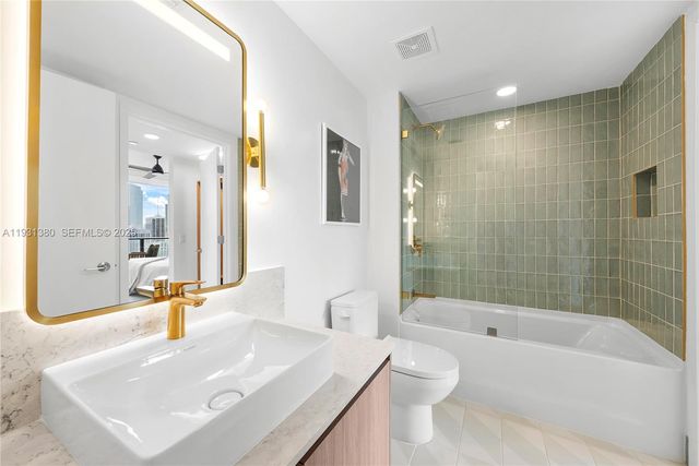 159 NE 6th St 2608, Miami, FL 33132