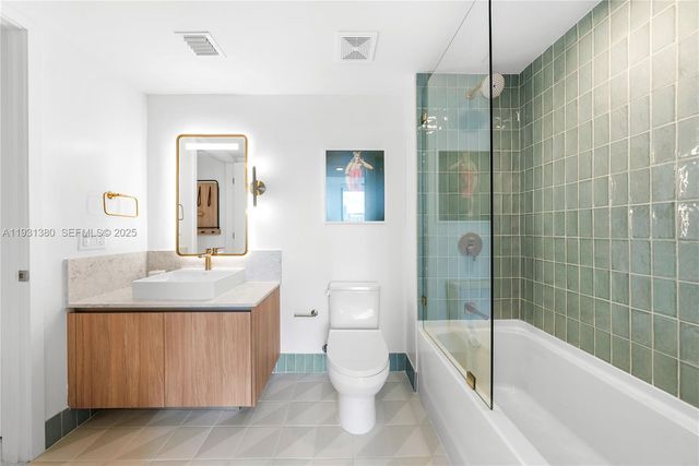 159 NE 6th St 2608, Miami, FL 33132