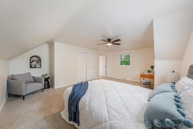 1418 COUNTY RD JJ, Neenah, WI 54956