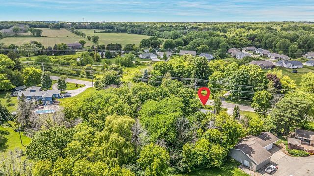 1418 COUNTY RD JJ, Neenah, WI 54956