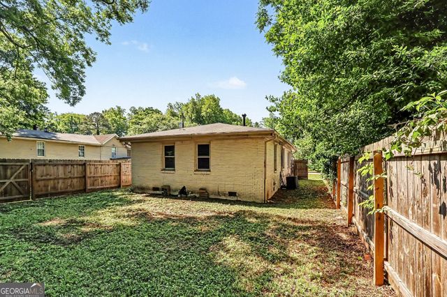 1099 Harwell Street NW, Atlanta, GA 30314