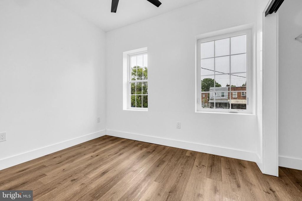 Image 18 of property listing at 2801 ROUND RD, Baltimore, MD 21225