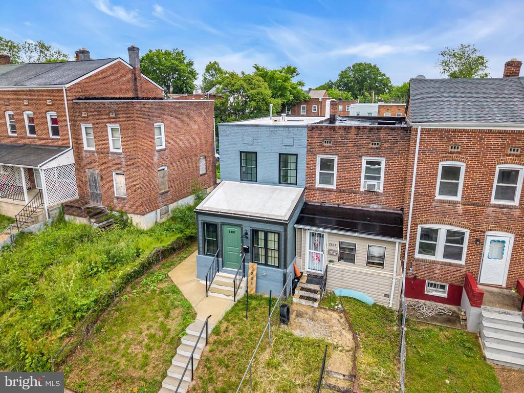 Image 20 of property listing at 2801 ROUND RD, Baltimore, MD 21225
