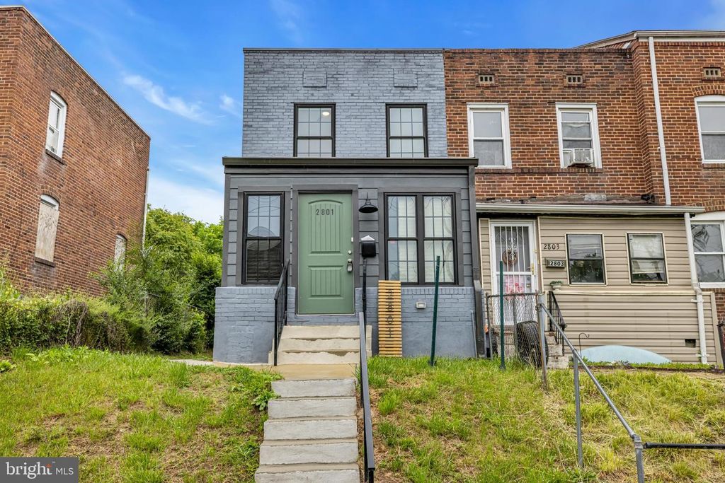 Image 27 of property listing at 2801 ROUND RD, Baltimore, MD 21225