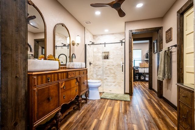 7060 Hells Gate Loop, Possum Kingdom Lake, TX 76475