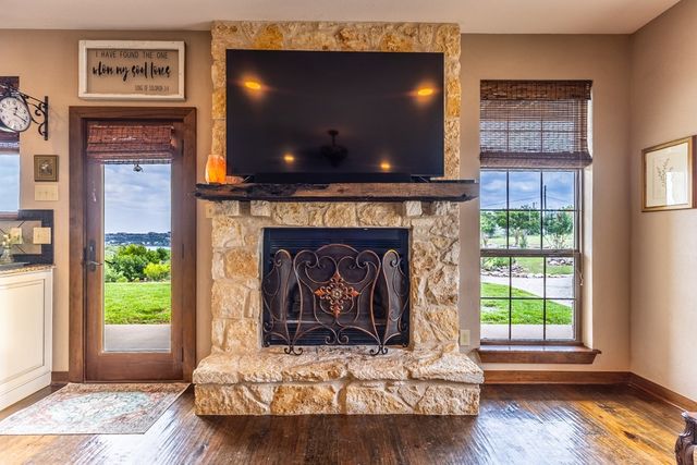 7060 Hells Gate Loop, Possum Kingdom Lake, TX 76475