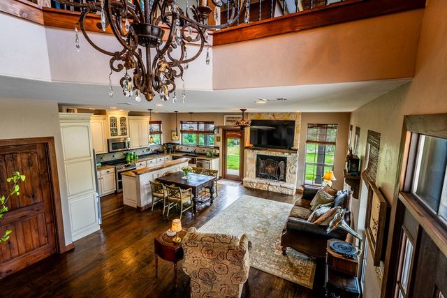 7060 Hells Gate Loop, Possum Kingdom Lake, TX 76475
