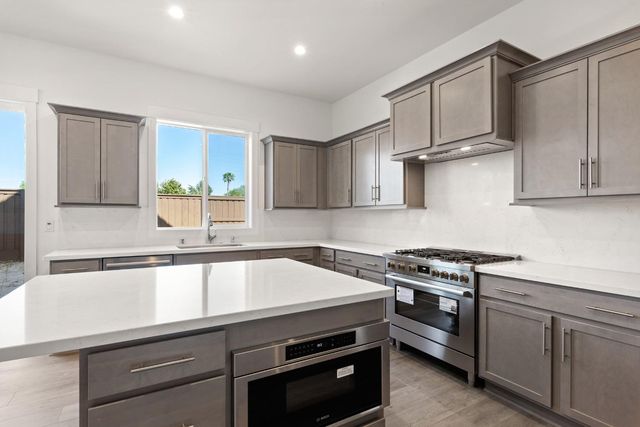 6725 Micherra Cir, Granite Bay, CA 95746