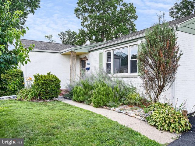 706 SONORA AVE, Wilmington, DE 19809