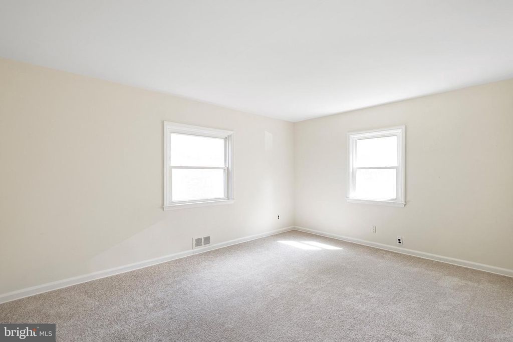 706 SONORA AVE, Wilmington, DE 19809