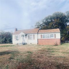 810 Walker Street, Reidsville, NC 27320