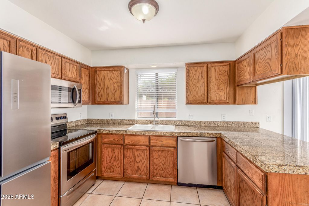 13627 N Hamilton Drive 104, Fountain Hills, AZ 85268