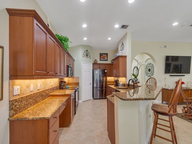 2794 W Brookfield Way, Vero Beach, FL 32966