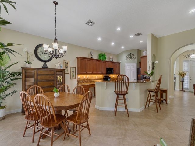 2794 W Brookfield Way, Vero Beach, FL 32966