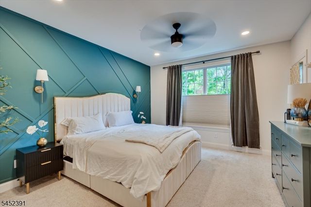 13 Franklin School Way, Metuchen Boro, NJ 08840